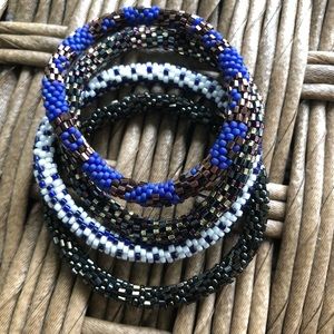 Lily and Laura bracelet set of 4 black blue LOT